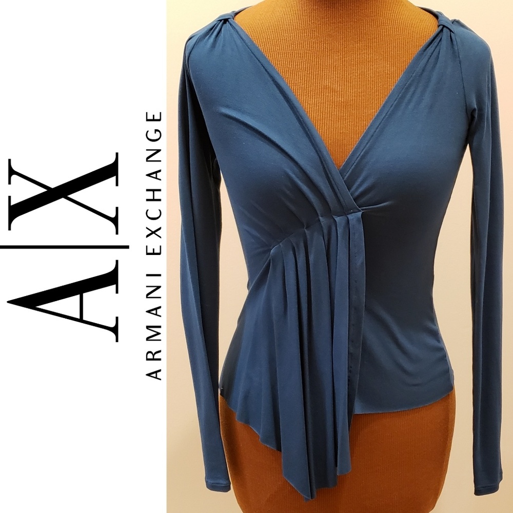 🚨🛍 CLEAROUT! A|X Sweetheart Neck Fitted Top